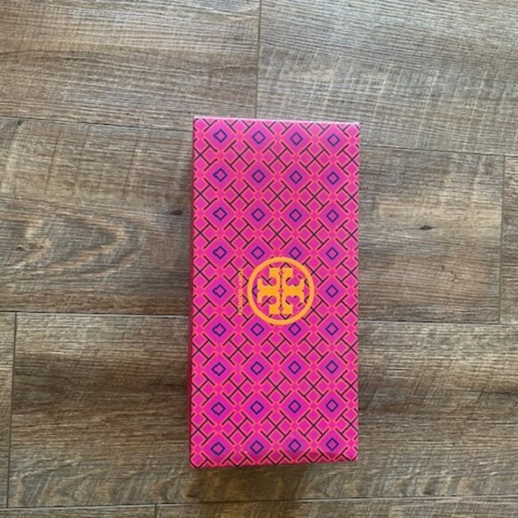 Tory Burch Raleigh Ballet Flats - Picture 3 of 8